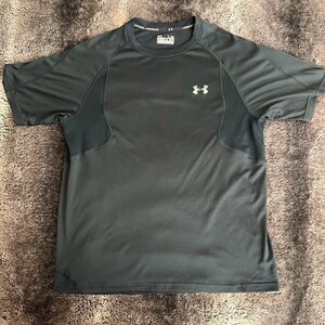 Under Armour Black Heat Gear Athletic T-Shirt